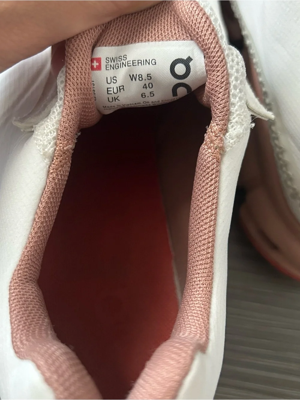 ON CLOUDAWAY - ICE/CHILI Women's Sneakers Shoes Comfort Size 8.5